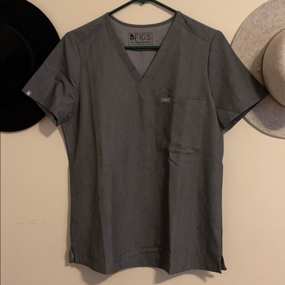 Figs heathered grey Catarina scrub top